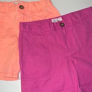 Carter’s Girls Set of 2 Shorts.